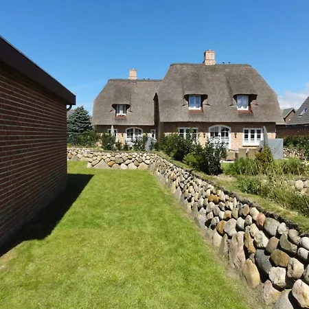 3 With South-facing Terrace And Chair, Gaadt 17 C Tatil Evi *